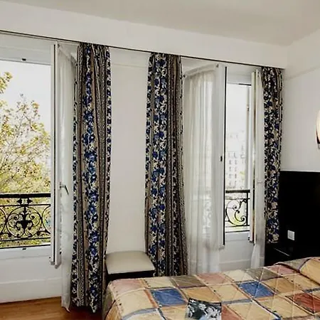Amiot 2* Paris