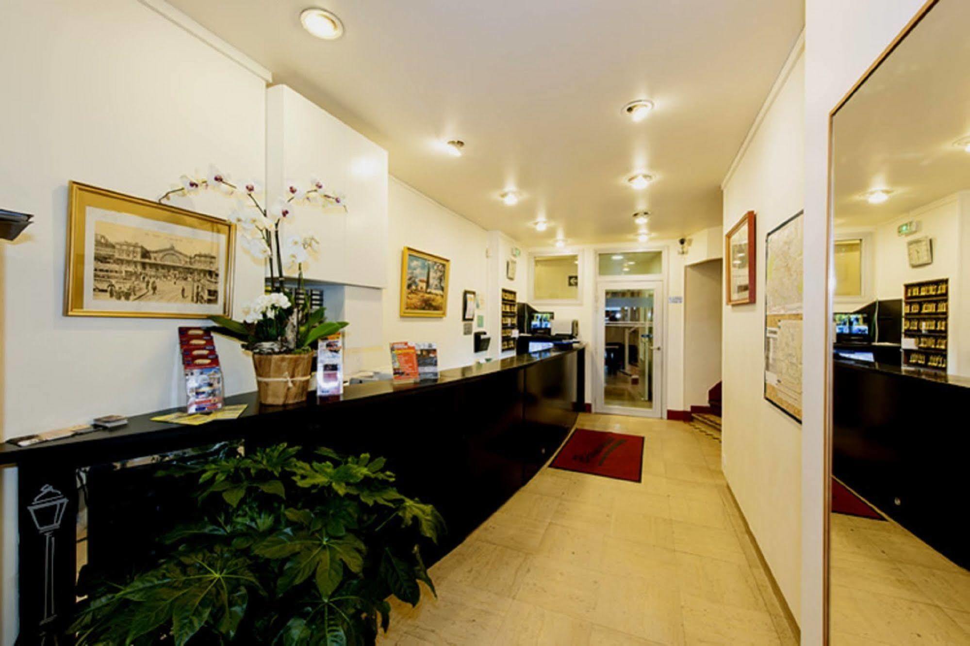 Hotel Amiot Parigi